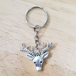 Elegant Silver Deer Head Keychain